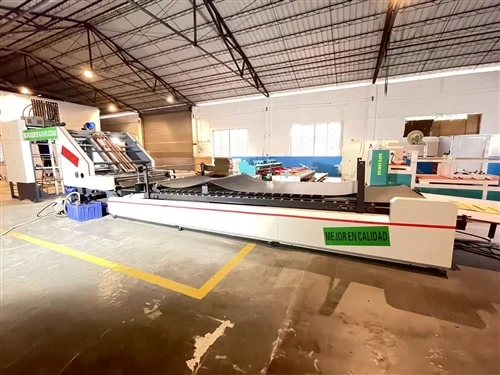 Funciones y características clave para una máquina laminadora completamente a...